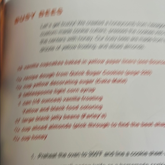 What's New, Cupcake Cook Book - Picture 9 of 16